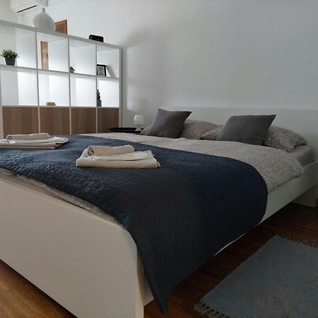 M&M Apartment Velika Gorica Bagian luar foto