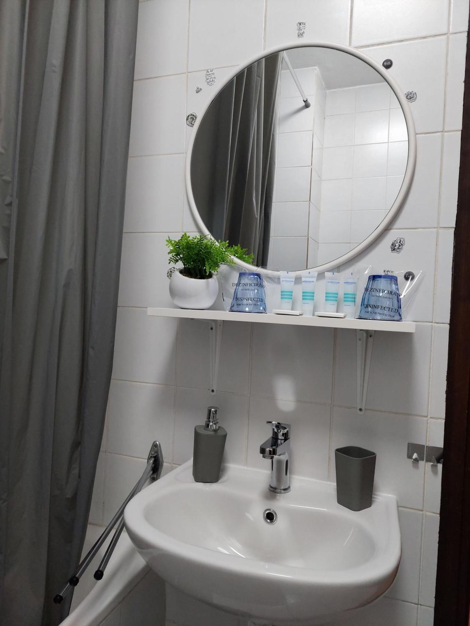 M&M Apartment Velika Gorica Bagian luar foto